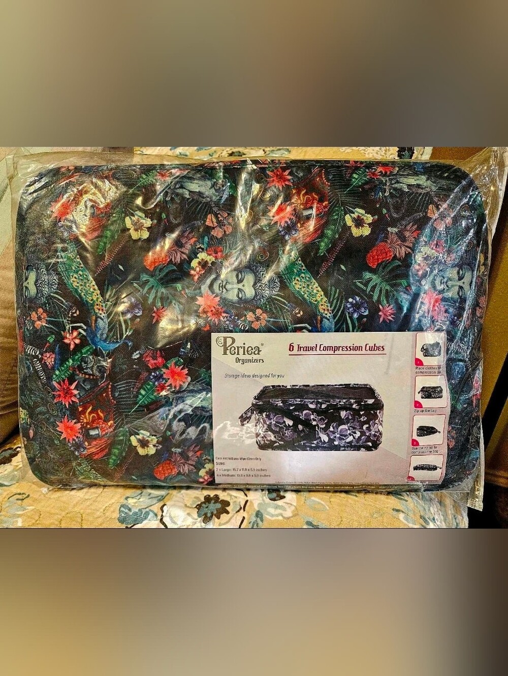 Like New. Periea Set of 6 Assorted Size Compression Cubes